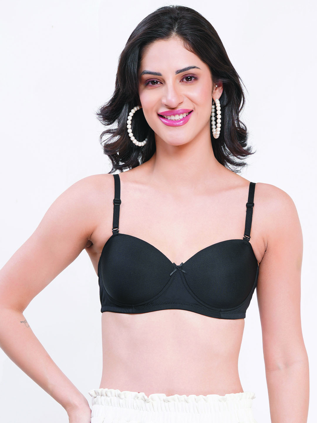 Zoom Reveira Black Color Bra