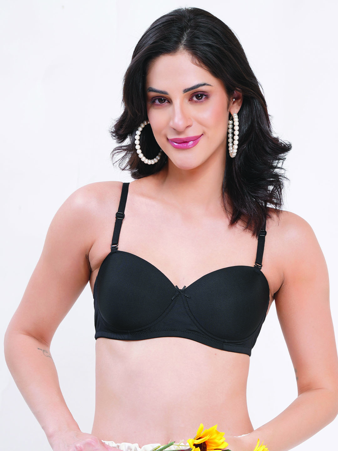 Demmi Cup Bra Black - Image 2